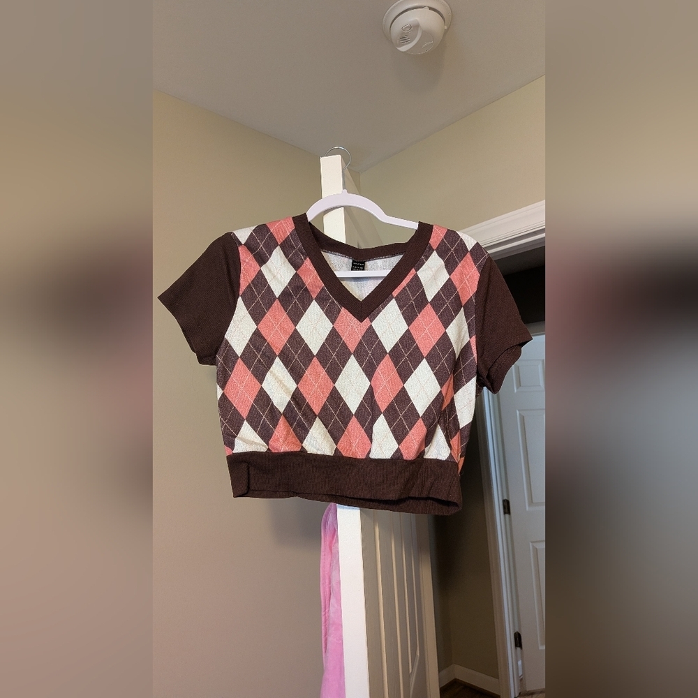 SHEIN Argyle V-Neck Sweater in Pink and Brown